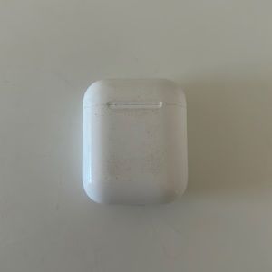 USED Apple Airpods
